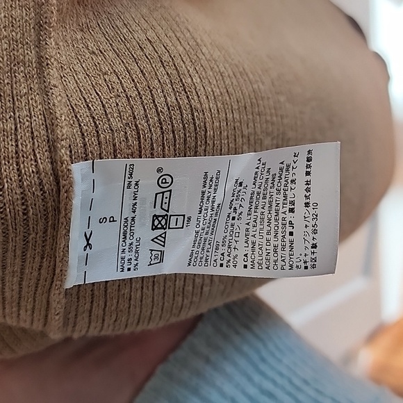 NWT Fit and flare sweater dress in camel color size small - Picture 6 of 6